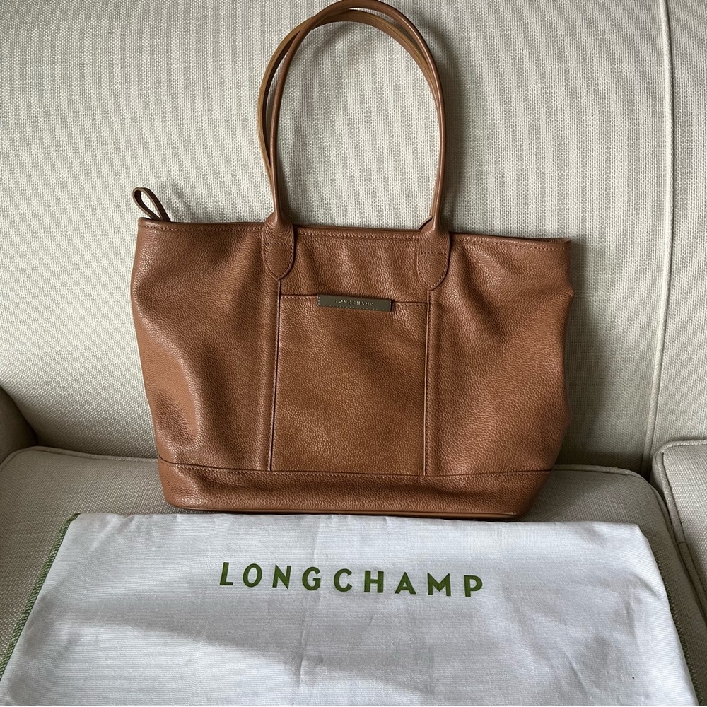 Longchamp Leather Tote (tan)